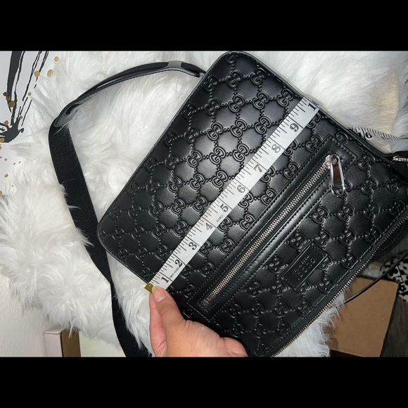 Gucci Black Crossbody Bag - Picture 15 of 16